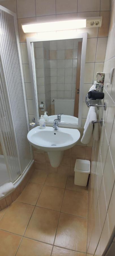 Aliz Apartman Zalakaros Ngoại thất bức ảnh